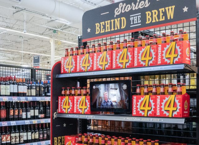 Grocery Video Screen H-E-B