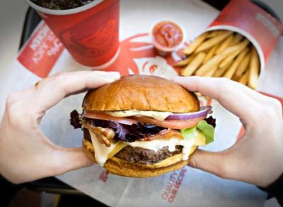 Wendy's Gouda Bacon Cheeseburger