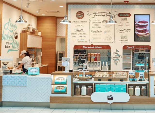 cinnabon store