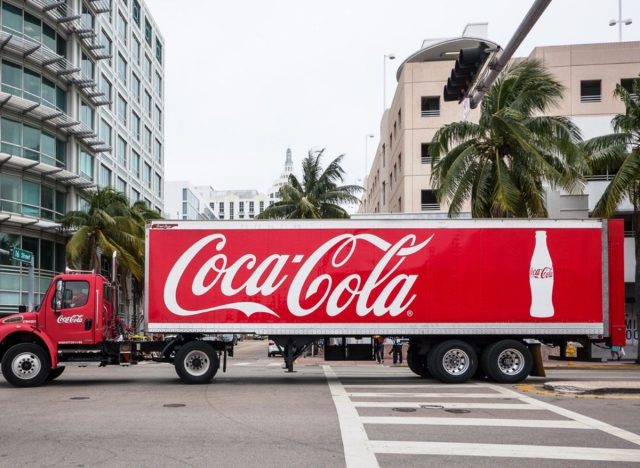 coca cola truck