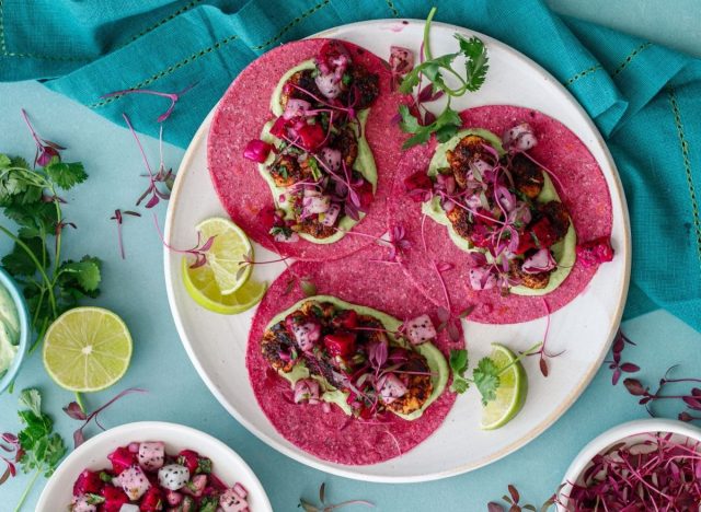 dragonfruit-shrimp-tacos