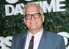 Sure Signs You Have Diabetes Like Drew Carey