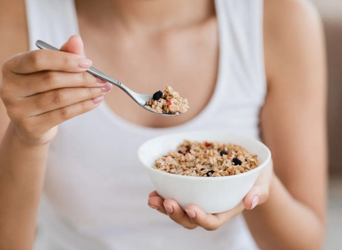 What Happens to Your Gut When You Eat Oatmeal — Eat This Not That