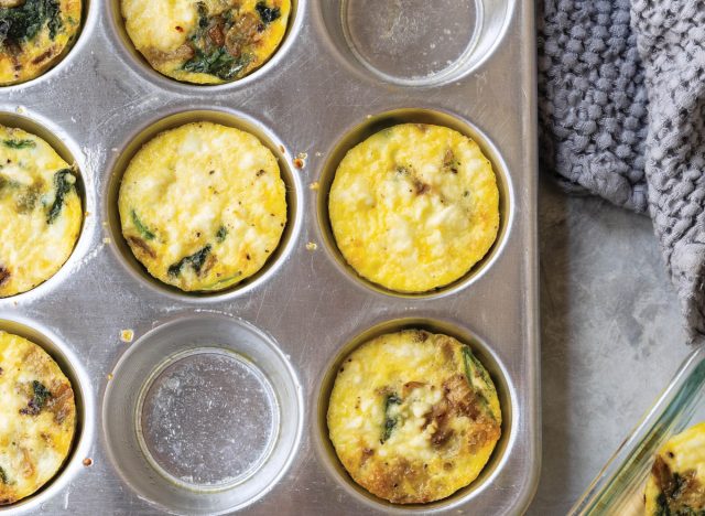 egg muffins with spinach and feta