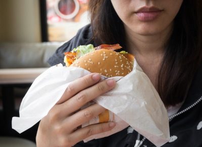 4 Most Overpriced Burger Chains, According to Customers