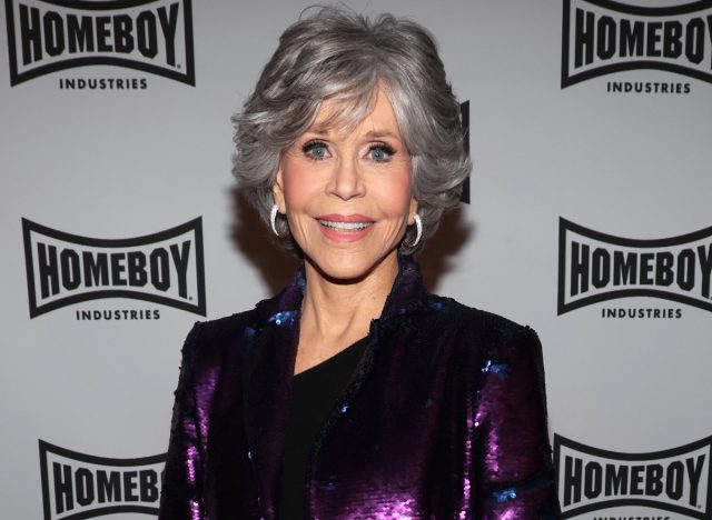 Jane Fonda con un blazer brillante en los Premios Lo Máximo y Gala de recaudación de fondos 2022