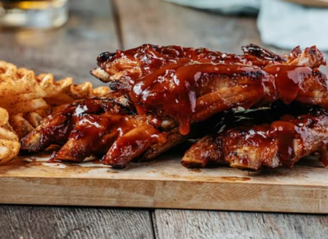 logan's roadhouse ribs