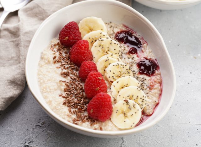 oatmeal with flax and chia seeds