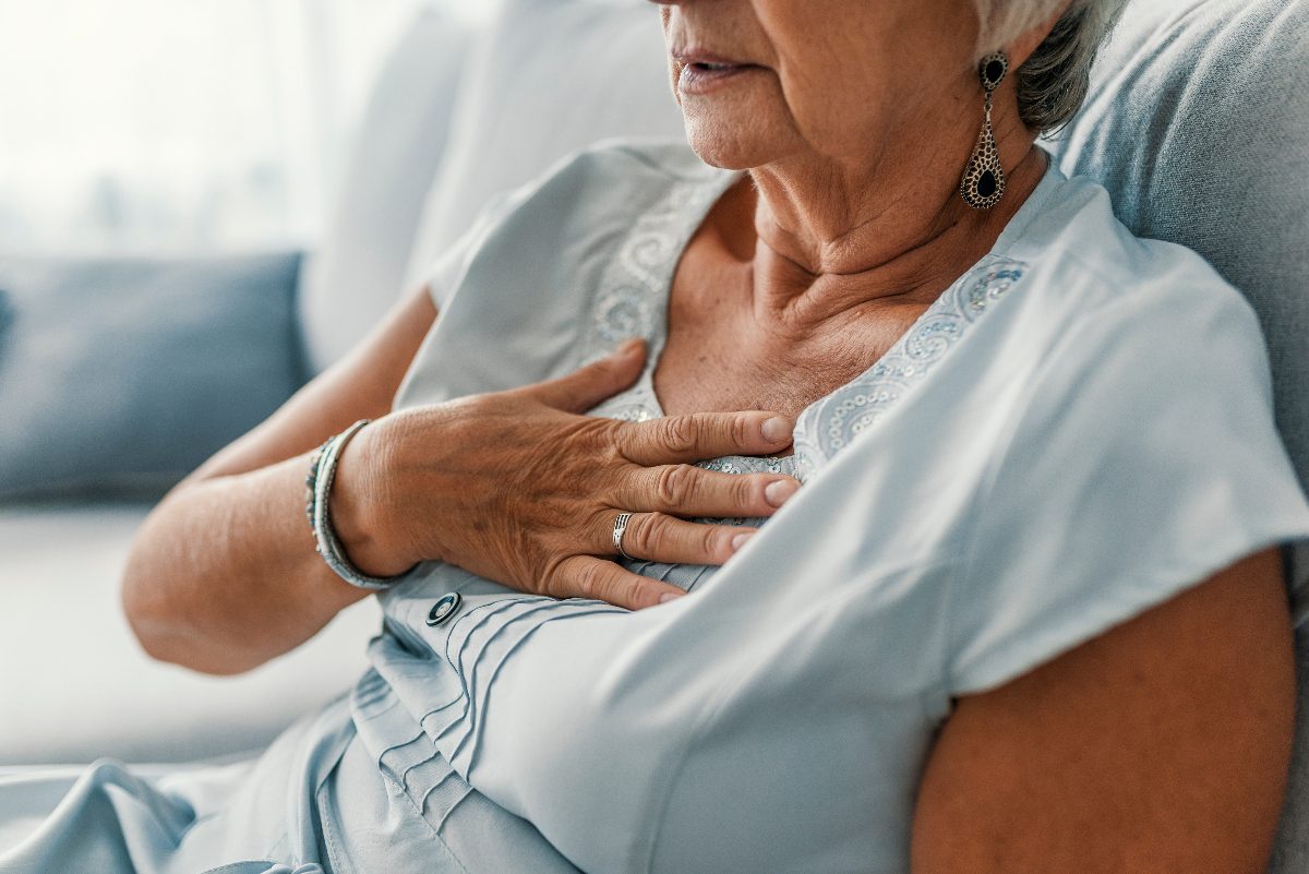 older woman symptoms heart failure