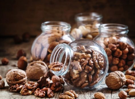 The #1 Best Nut To Keep Your Brain Sharp