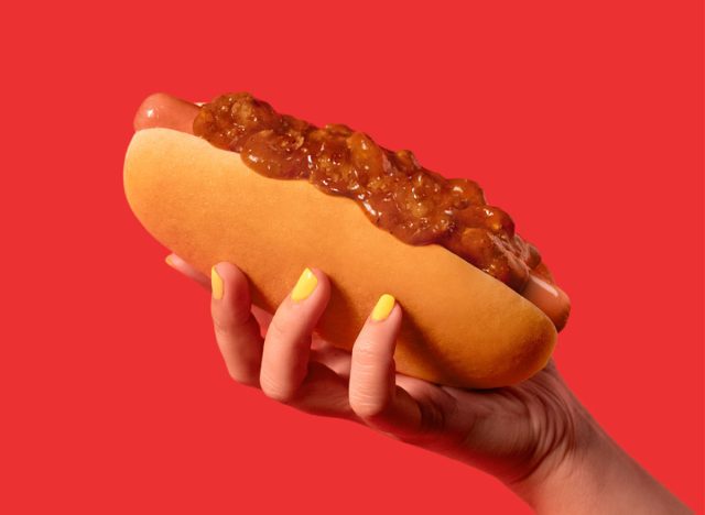 wienerschnitzel chili dog