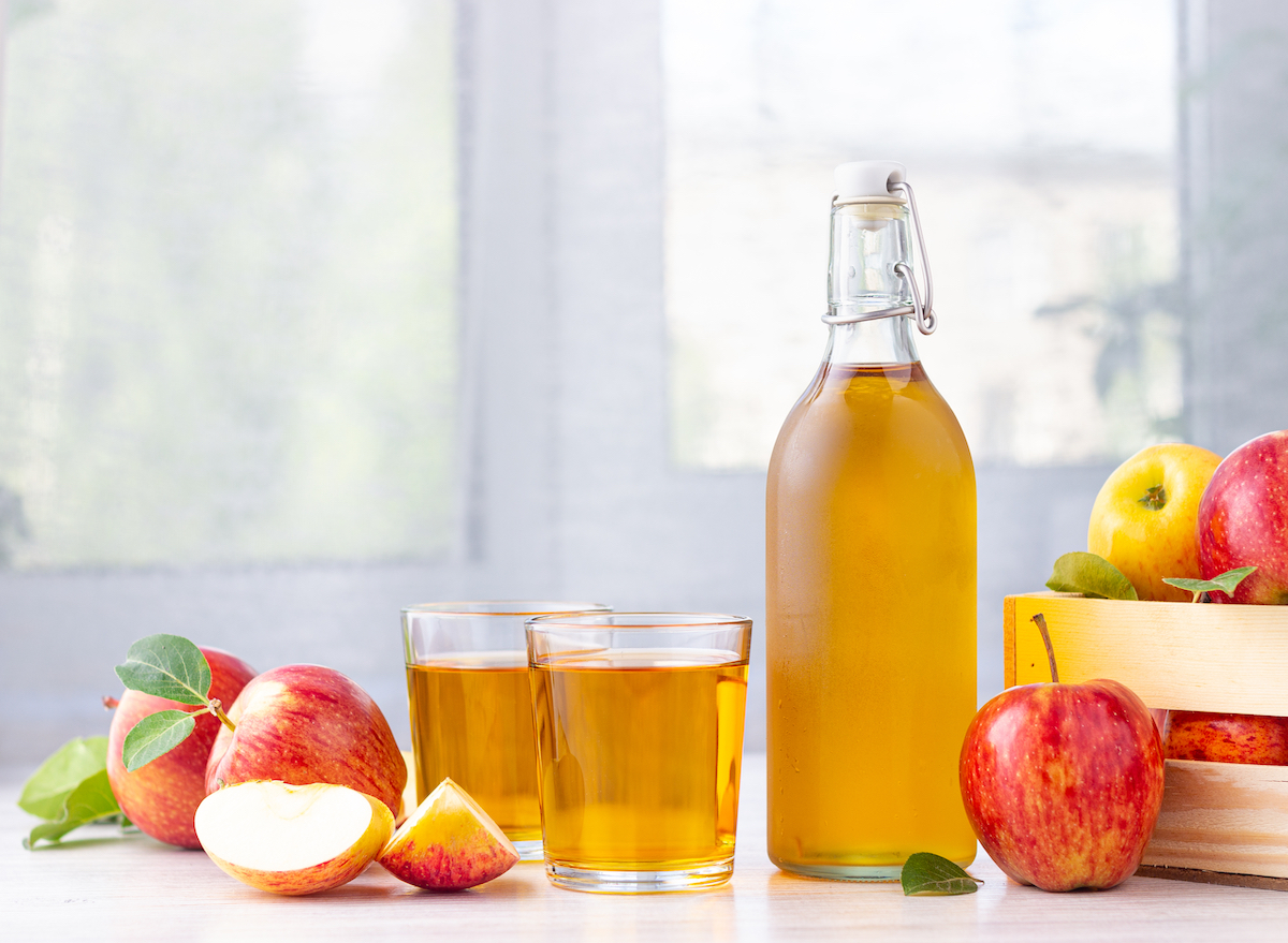 The Best Time of Day To Drink Apple Cider Vinegar, Says Dietitian