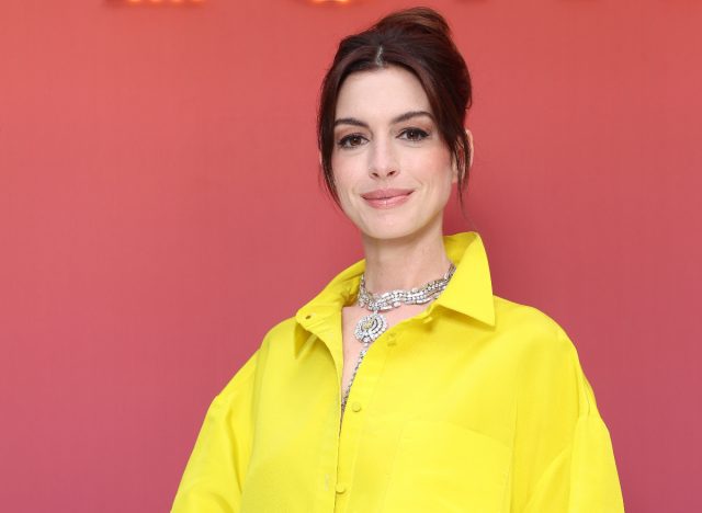 The Fitness Habits Anne Hathaway Follows To Stay In Amazing Shape at 39 —  Eat This Not That