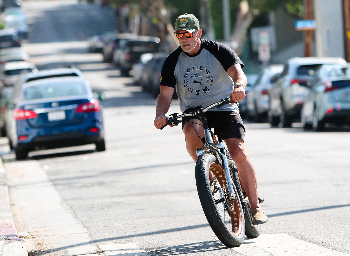 Arnold Schwarzenegger bike riding