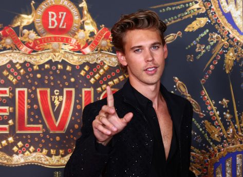 Austin Butler Is Giving Us a Healthy Dose of Nostalgia as Elvis