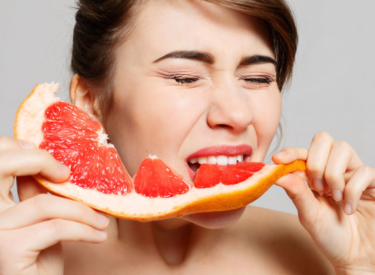 Surprising Side Effects of Eating Grapefruit, According to Dietitians