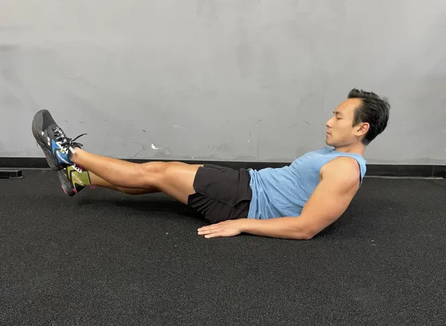 flutter kicks fat-melting workout