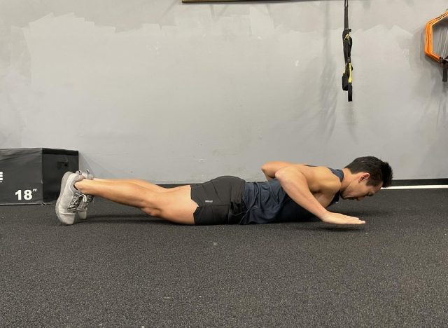 push-ups with manual release to get rid of a big belly