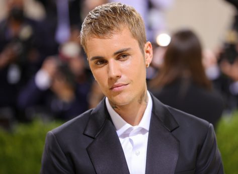 Here’s What To Know About Justin Bieber’s Facial Paralysis