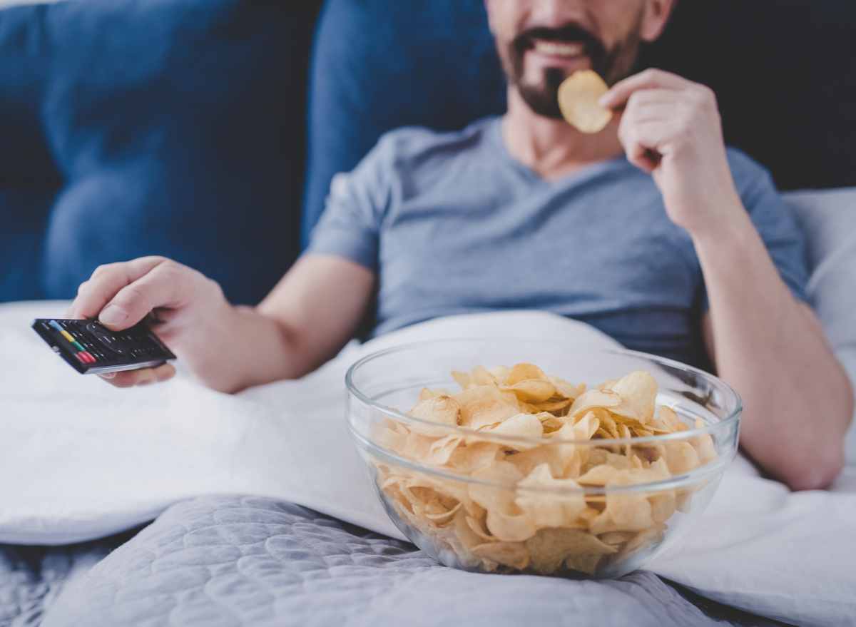 mean eating chips in bed