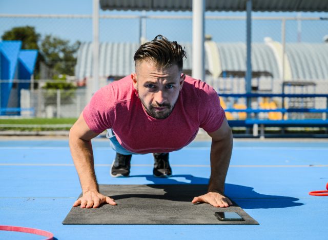 man doing exercise to slim down a thick waistline
