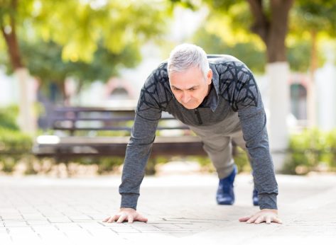 The Quickest Floor Routine To Reverse Aging After 50