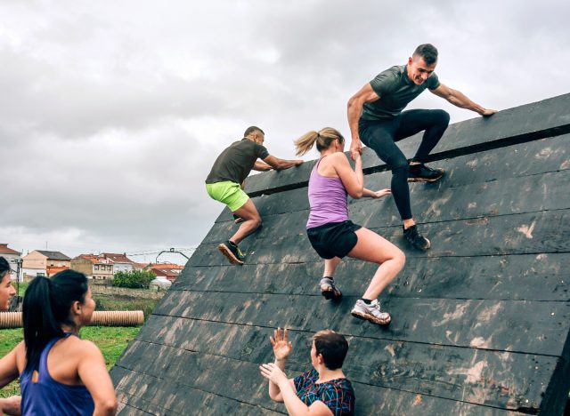 group obstacle course race, exercise to lose inches off your waist