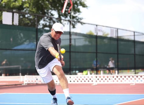 Improve Your Pickleball Game With This Warm-up Routine