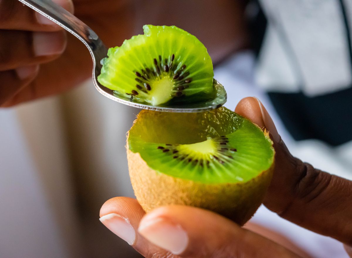 11 Best Fruits to Eat For Weight Loss — Eat This Not That