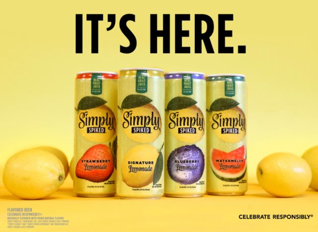 pubblicità di limonata semplicemente addizionata