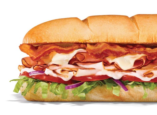 What you should order at Subway, according to dietitians