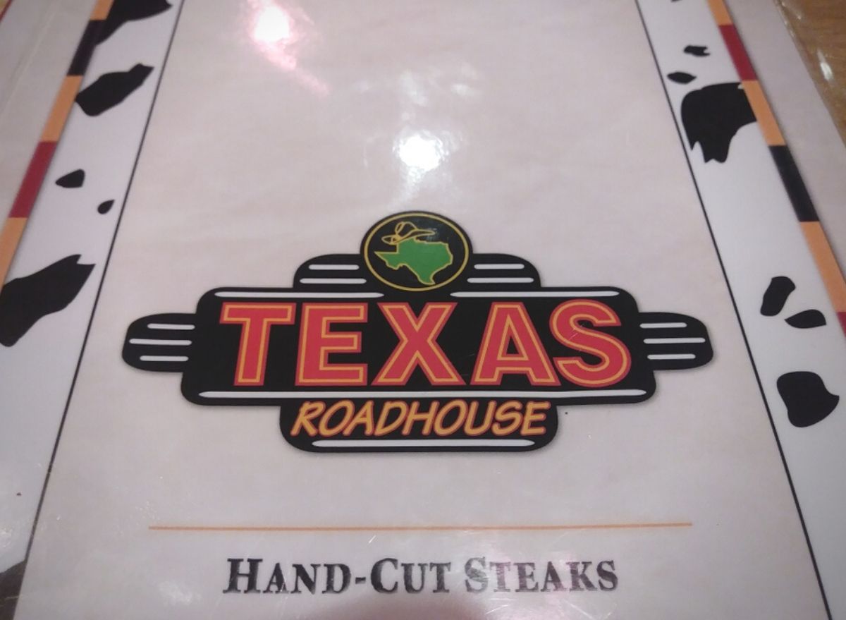 9 Secrets Texas Roadhouse Employees Don’t Want You to Know — Eat This ...