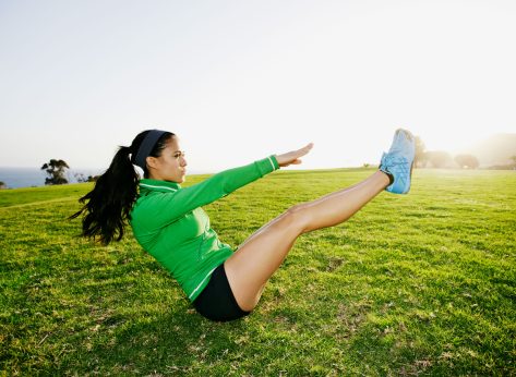 Shrink Belly Fat Faster With This 10-Minute Ab Routine