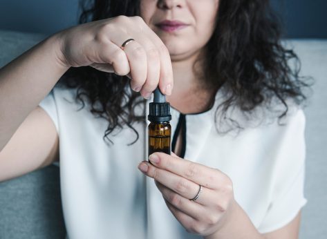 The 5 Surprising Side Effects of CBDA After Age 40