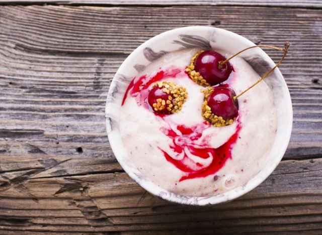 yogurt with cherries