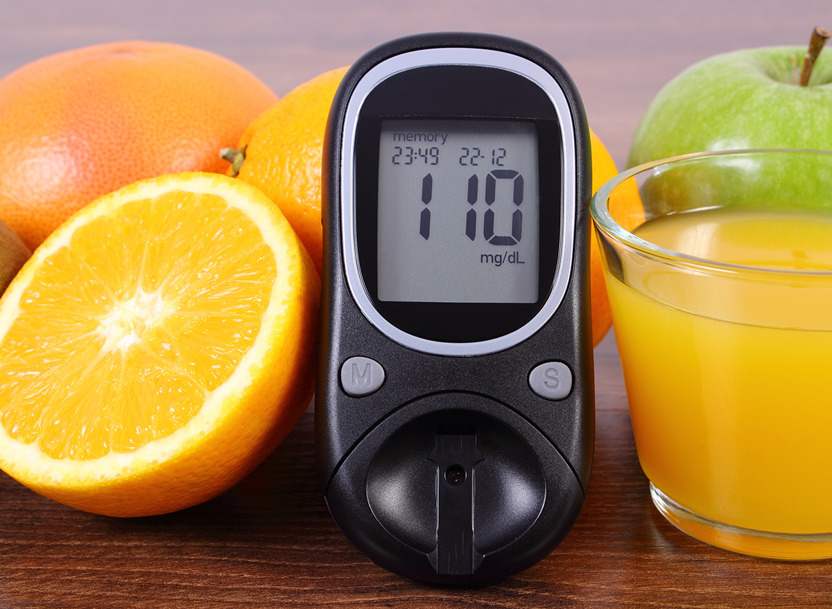 Diabetes monitor with fruit