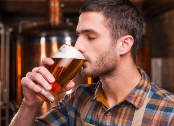Man drinking a beer