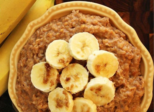 Peanut Butter Banana Crockpot Oatmeal