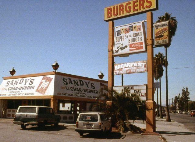 Sandy's