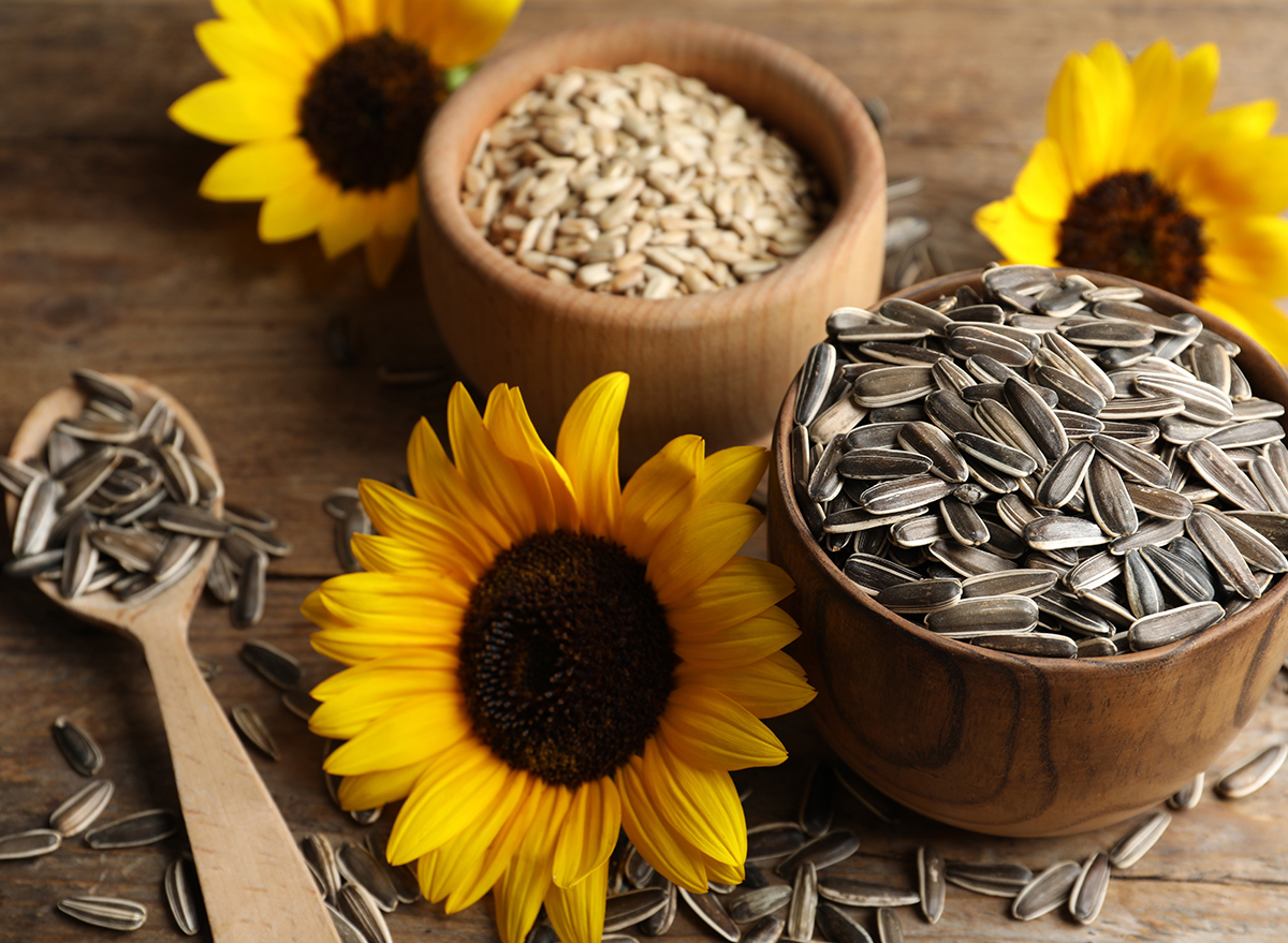 4 Side Effects of Eating Sunflower Seeds, Says Dietitian — Eat This Not