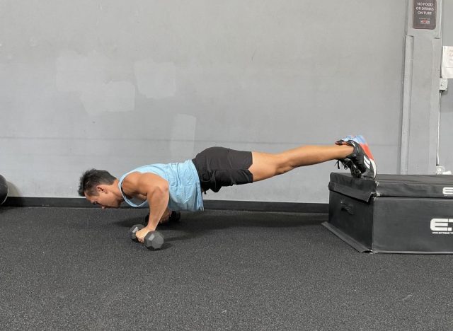 Elevated push-ups for the feet with dumbbells, for faster metabolism exercises after 40