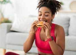 eating burger post workout