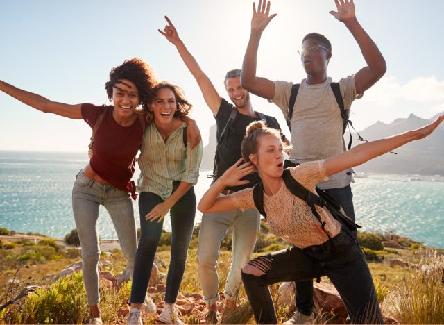 friends happy hiking