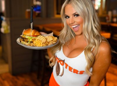 hooters girl and food
