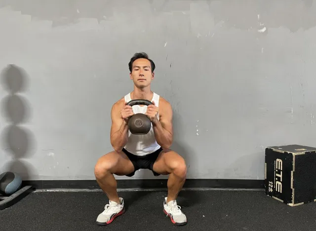 kettlebell goblet squat exercises for instant abs