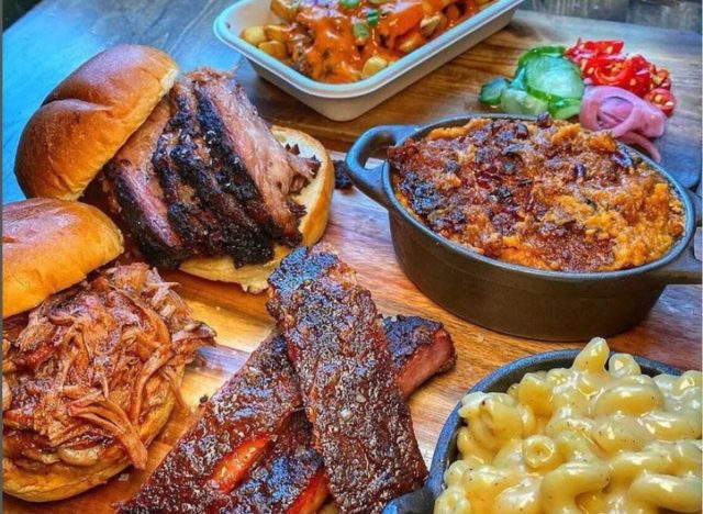 mighty quinn's barbeque food