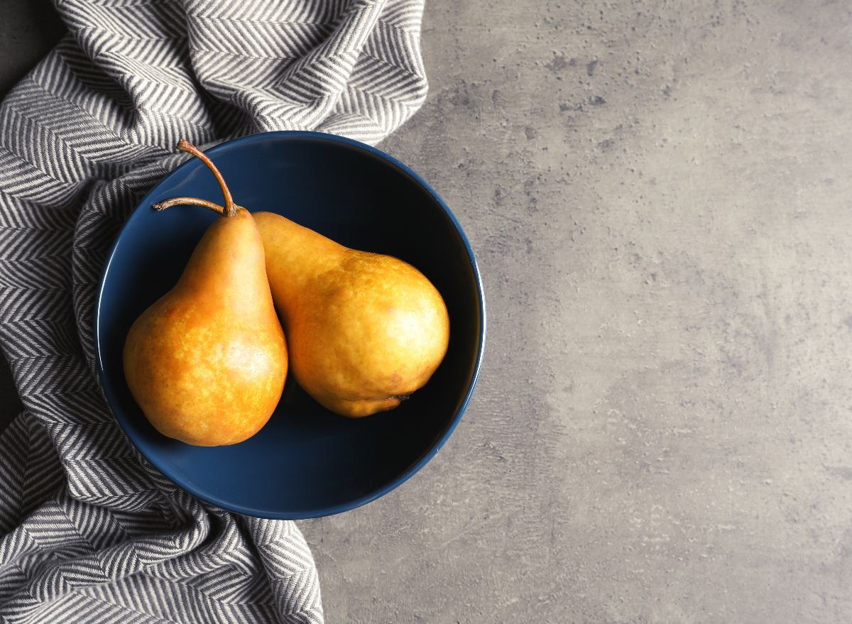 ripe pears in bowl