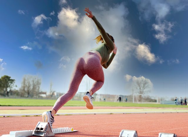 woman sprinting track interval to shrink your visceral fat