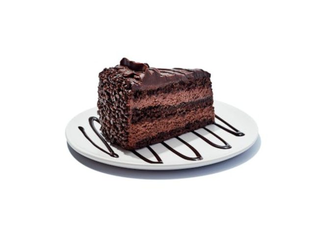 plate of chocolate cake
