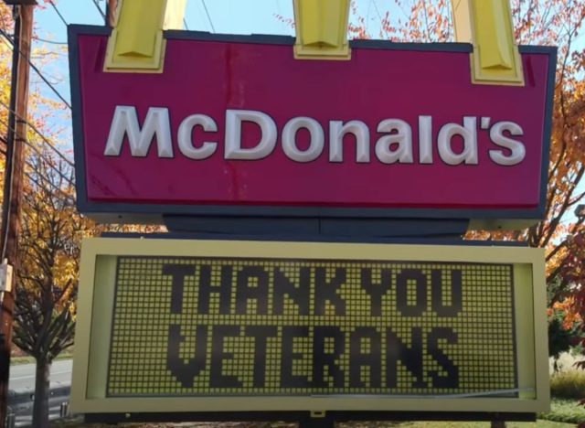 McDonald's Signs spot